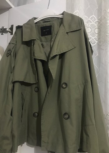 LCW Haki Kısa Trençkot - Görsel 2