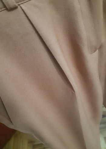 Bej Kadın Pilili Kumaş Pantolon - Görsel 3