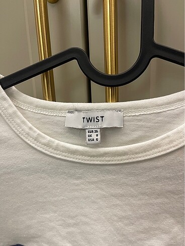 Twist Twist tshirt