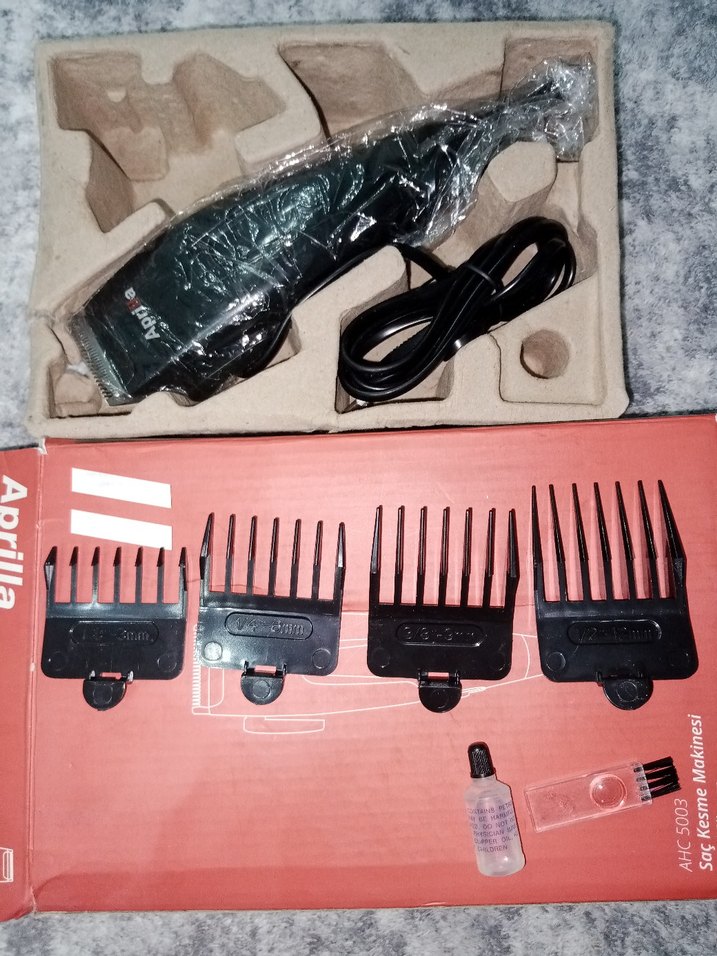 Aprilla Siyah Elektrikli Saç Kesme Makinesi - Görsel 5