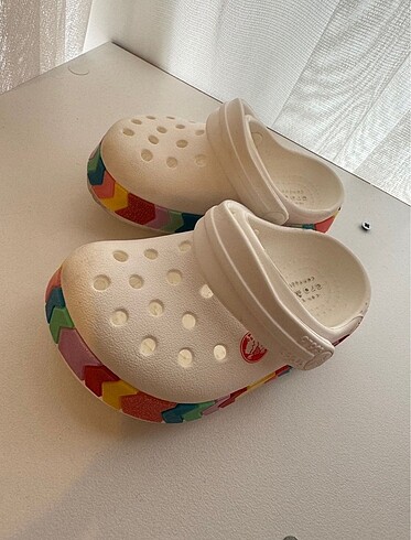 22 Beden CROCS KIZ ÇOCUK TERLİK