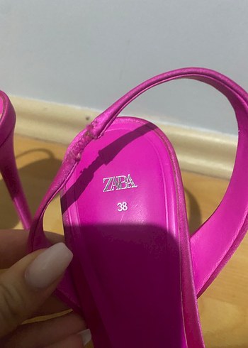 Zara Pembe Stiletto Taşlı Topuklu Ayakkabı ZARA