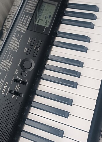 61 tuşlu 0 gibi hatasiz org Casio