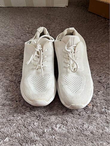 Skechers Beyaz Sneaker