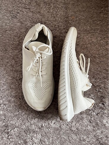 39 Beden Beyaz Sneaker