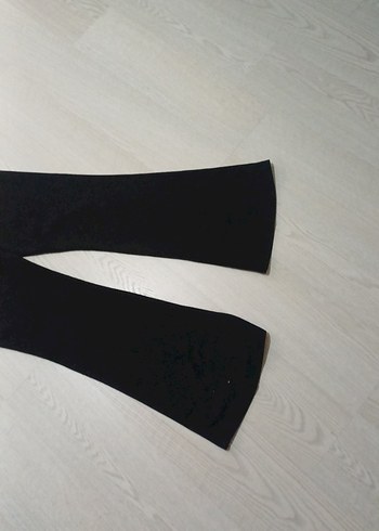 Siyah Bol Kesim ispanyol paça tayt - Görsel 3