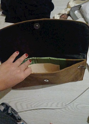 Nakışlı Zincir Detaylı Bej Kadın Clutch Çanta - Görsel 3