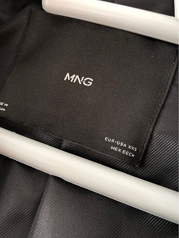 32 Beden siyah Renk Mango siyah oversize kaban