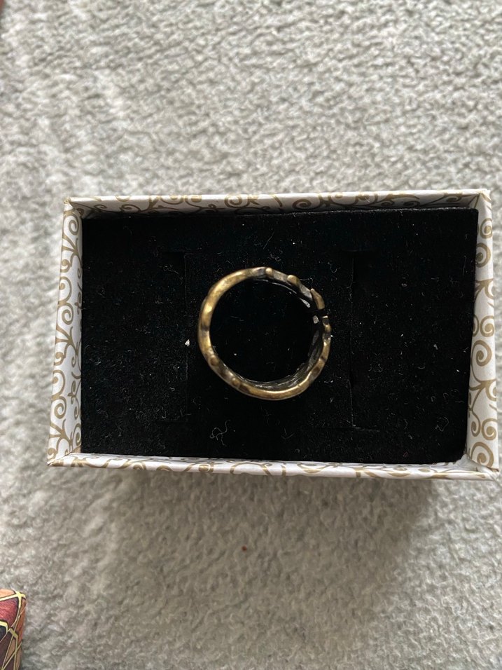 Kahverengi Yılan Desenli Tokalı Kadın Yüzük - Görsel 4