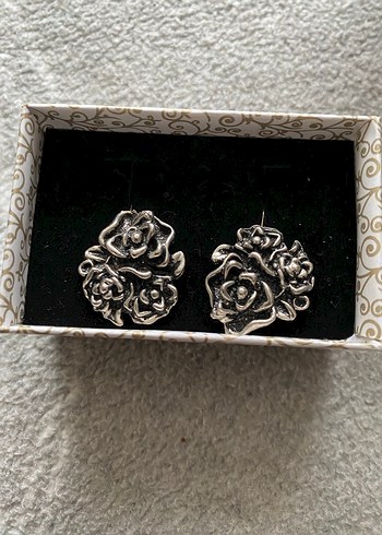 Koyu Gri Çiçek Desenli Vintage Kadın Yüzük - Görsel 3