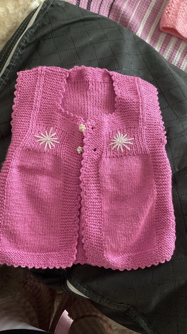 Beyaz Nakışlı Örgü Kız Bebek Patik yelek - Görsel 5