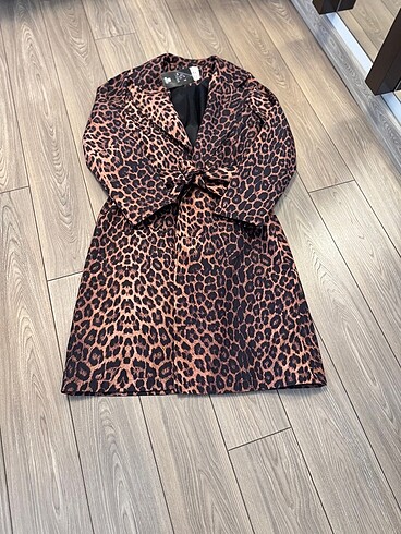 Diğer YENİ SEZON LEOPAR TRENÇ S/36