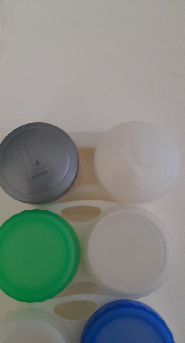 Çok Renkli Plastik Kapak Lens Saklama Seti - Görsel 2