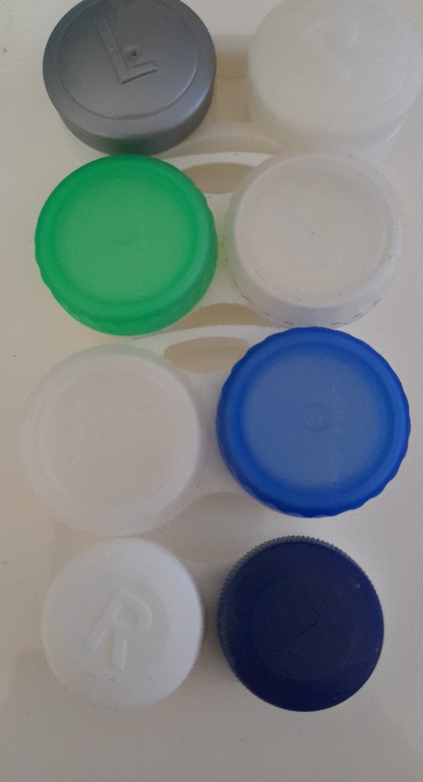 Çok Renkli Plastik Kapak Lens Saklama Seti - Görsel 3