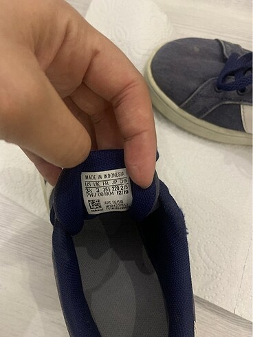 35 Beden lacivert Renk Adidas çocuk ayakkabı