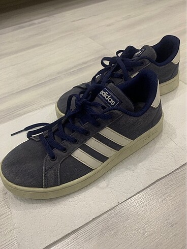 35 Beden Adidas çocuk ayakkabı
