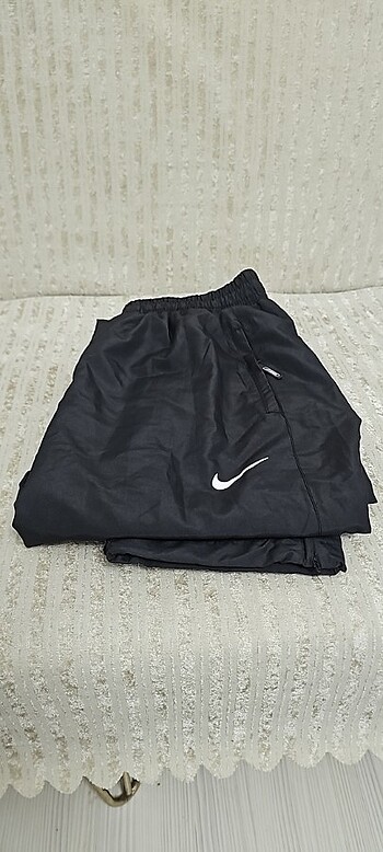 NIKE ESORTMAN