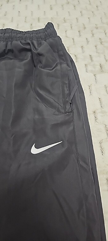 l Beden NIKE ESORTMAN