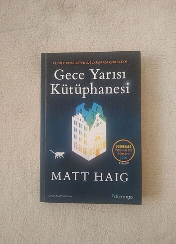 Gece yarısı kütüphanesi 