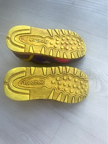 22 Beden Reebok bebek ayakkabı