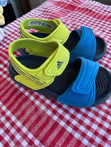 Adidas Sandalet