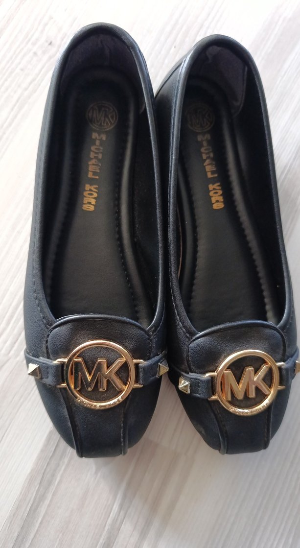 Siyah Parlak Tokalı Kadın Topuklu Babet Michael Kors Babet - Görsel 2