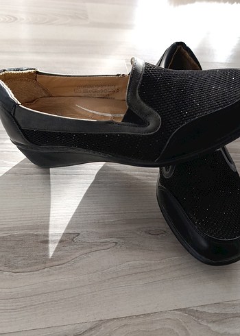 Siyah Kadın Dolgu Topuklu Klasik Babet - Görsel 2
