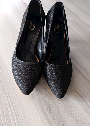 Kadın Siyah Pliseli Topuklu ayakkabı - Görsel 2