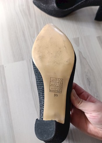 Kadın Siyah Pliseli Topuklu ayakkabı - Görsel 5