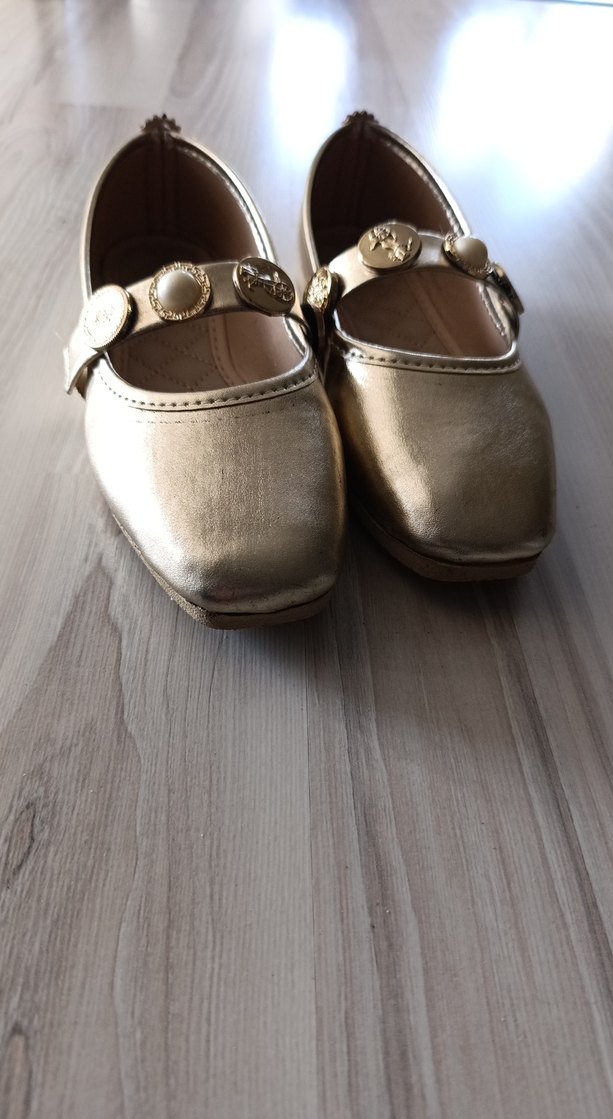 Klasik Zarif Gold Tokalı Kadın Babet - Görsel 2