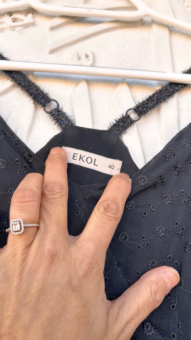 Siyah V Yaka Uzun Kadın Elbise - Görsel 3