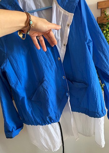 Mavi Düğmeli yağmurluk - Görsel 3