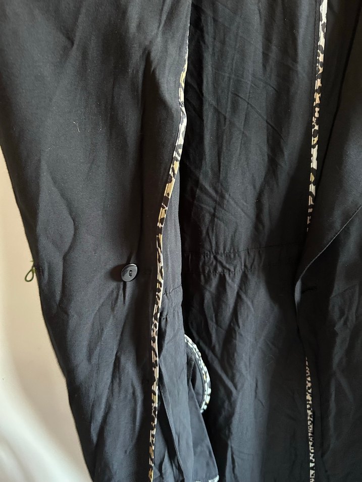 Düğmeli Siyah Kadın Uzun Trençkot - Görsel 3