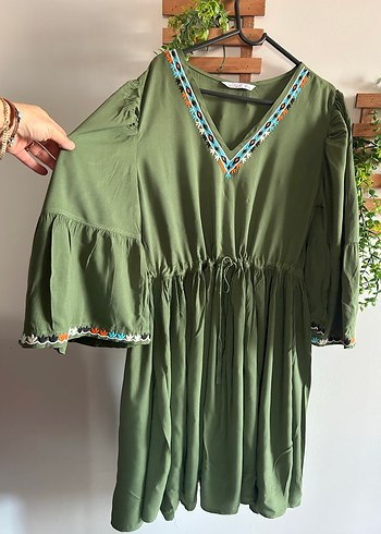 Nakış Detaylı Haki elbise - Görsel 6