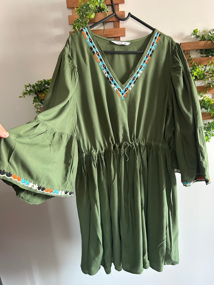 Nakış Detaylı Haki elbise - Görsel 4