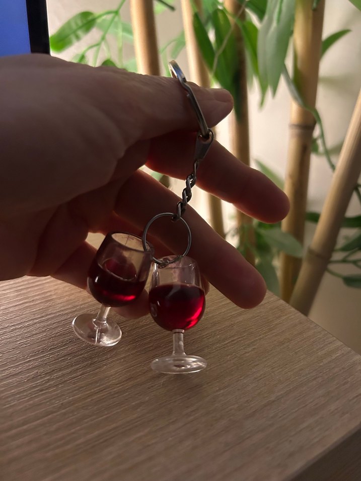 Bordo Zincir Detaylı Kadın Anahtarlık - Görsel 3