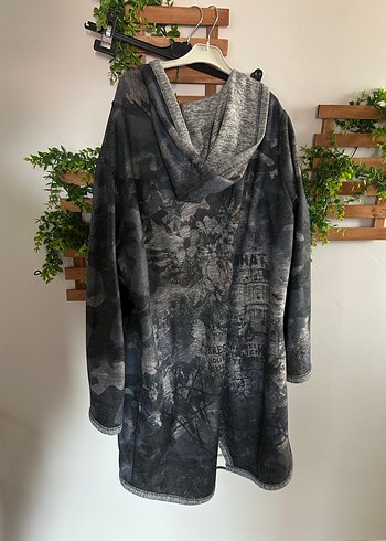 Gri Kamuflaj Desenli Uzun Kadın hırka - Görsel 4