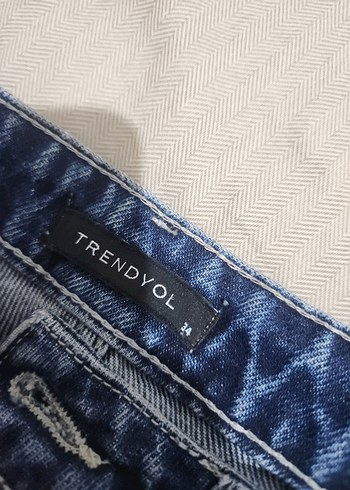 Kadın Mavi Denim Mini Şort - Görsel 3