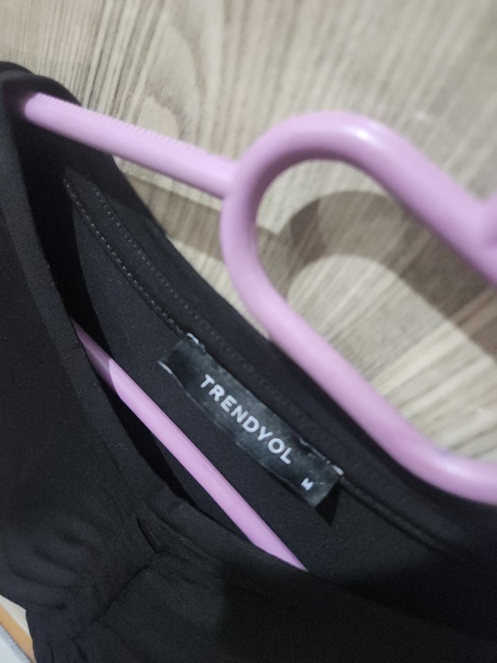 Siyah V Yaka Uzun Kollu Kadın Bluz - Görsel 3