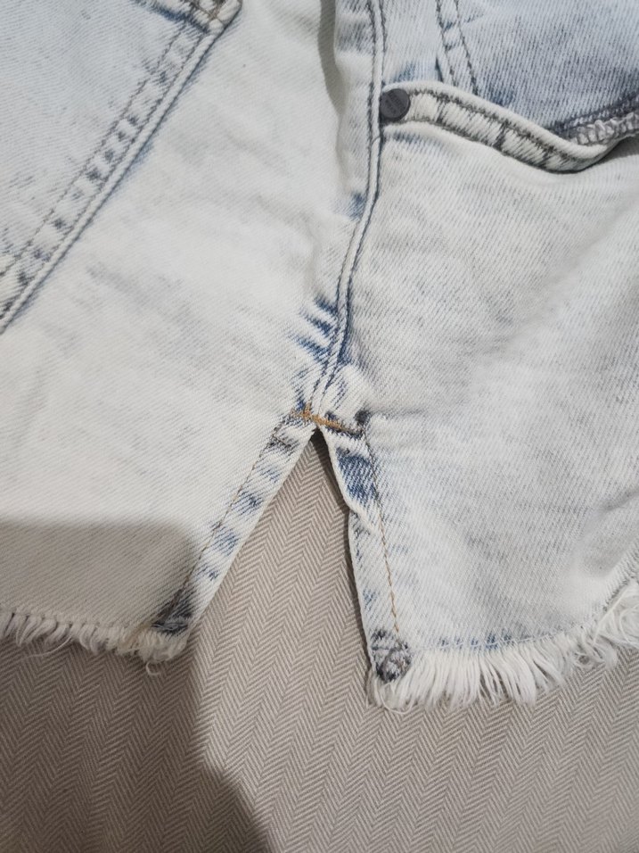 Kadın Mavi Mini Denim Şort - Görsel 4