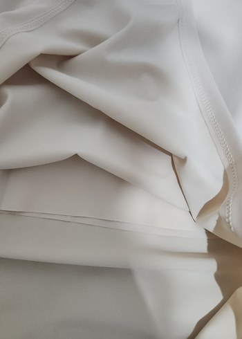 Beyaz V Yaka Uzun Kollu Kadın Bluz - Görsel 3