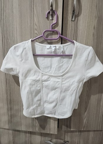 Beyaz Mini Crop Top Kısa Kollu - Görsel 2