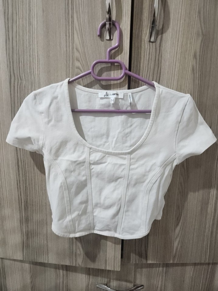 Beyaz Mini Crop Top Kısa Kollu - Görsel 2