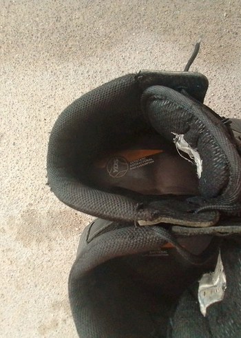 YDS Erkek Bot - Görsel 3