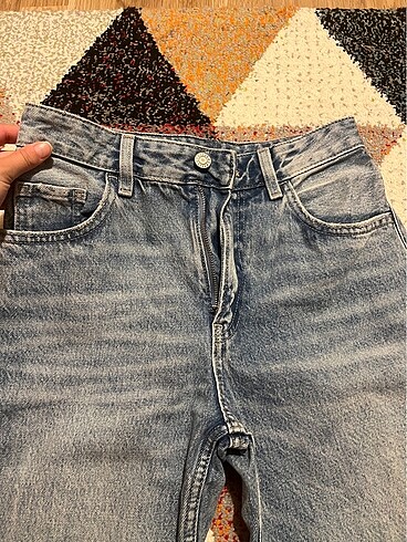 34 Beden mavi Renk Mango jean