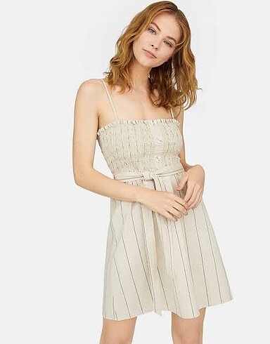 Stradivarius Elbise
