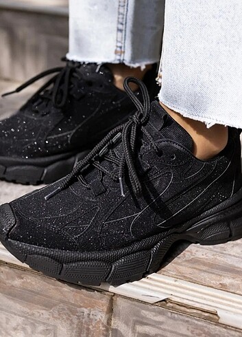 38 Beden Siyah simli sneaker spor ayakkabı