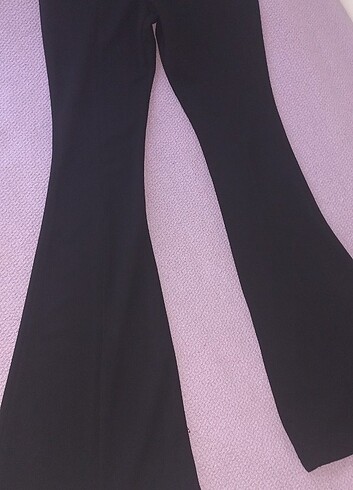 s Beden Siyah ispanyal paça pantalon