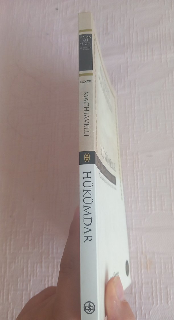 Hükümdar - Niccolò Machiavelli Roman - Görsel 2