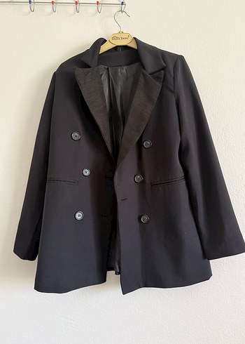 Kadın Siyah Düğmeli Midi Blazer Ceket